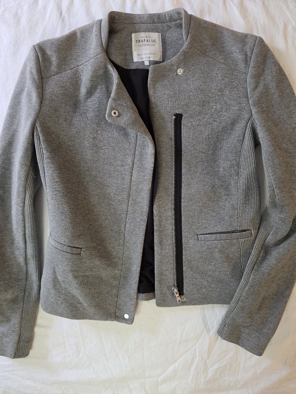 Zara Trafaluc Gray Knit Asymmetrical Moto Jacket Ribbed Panels S